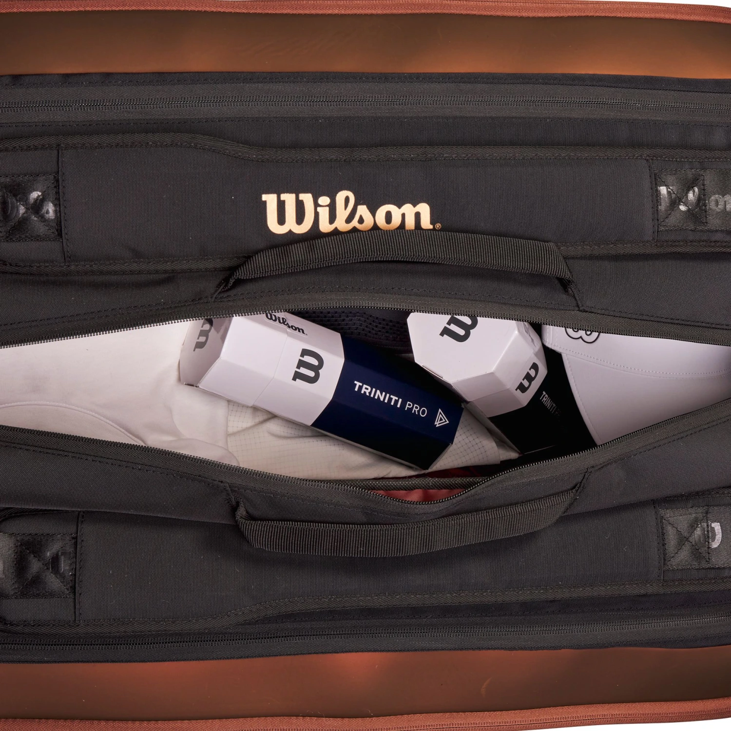 Wilson Super Tour Pro Staff V14 15-Pack Tennis Bag 11 Wilson Super Tour Pro Staff V14 15-Pack Tennis Bag - Image 9